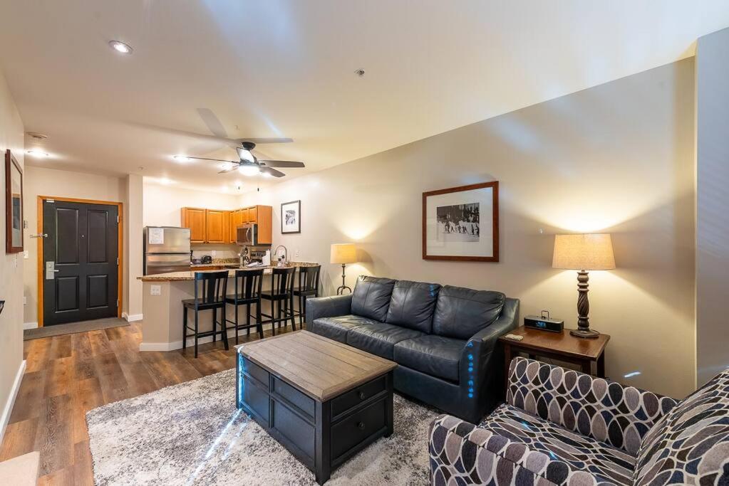Ski-In/Ski-Out Zephyr 1 Bedroom Condo Уинтър Парк Екстериор снимка